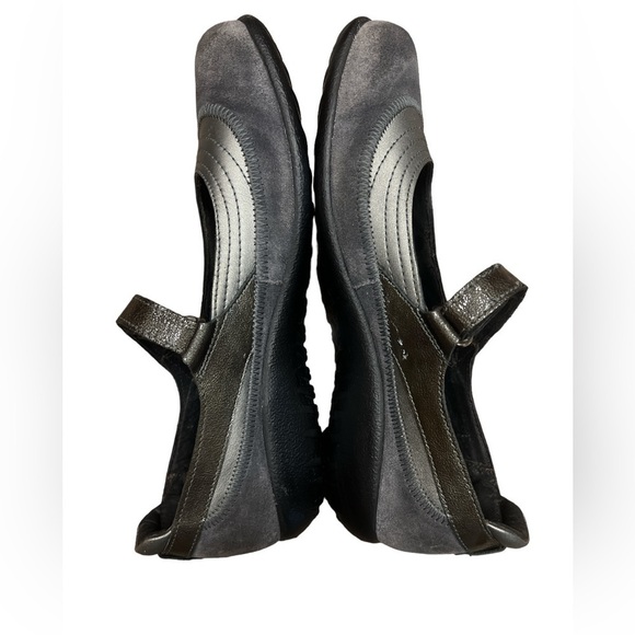 Naot Kirei Suede silver gray Mary Jane Loafer Shoes 40 EU 9 lUS - Picture 5 of 10